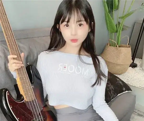 吉他妹妹是什么梗 为什么这么多COS去扮演她-1 吉他妹妹是什么梗 为什么这么多COS去扮演她