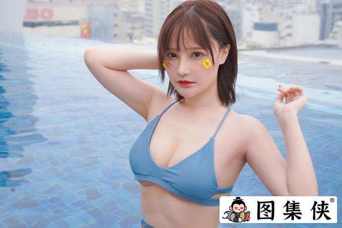 大陆萌主千夜未来是不是整过?她的圣旦服图集是卖的吗?-1 大陆萌主千夜未来是不是整过?她的圣旦服图集是卖的吗?