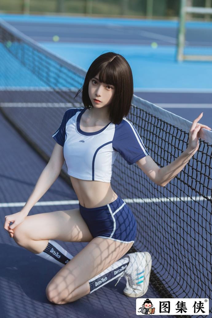 超级养眼!许岚LAN夏日运动服化身迷人动感的足球宝贝-2 超级养眼!许岚LAN夏日运动服化身迷人动感的足球宝贝