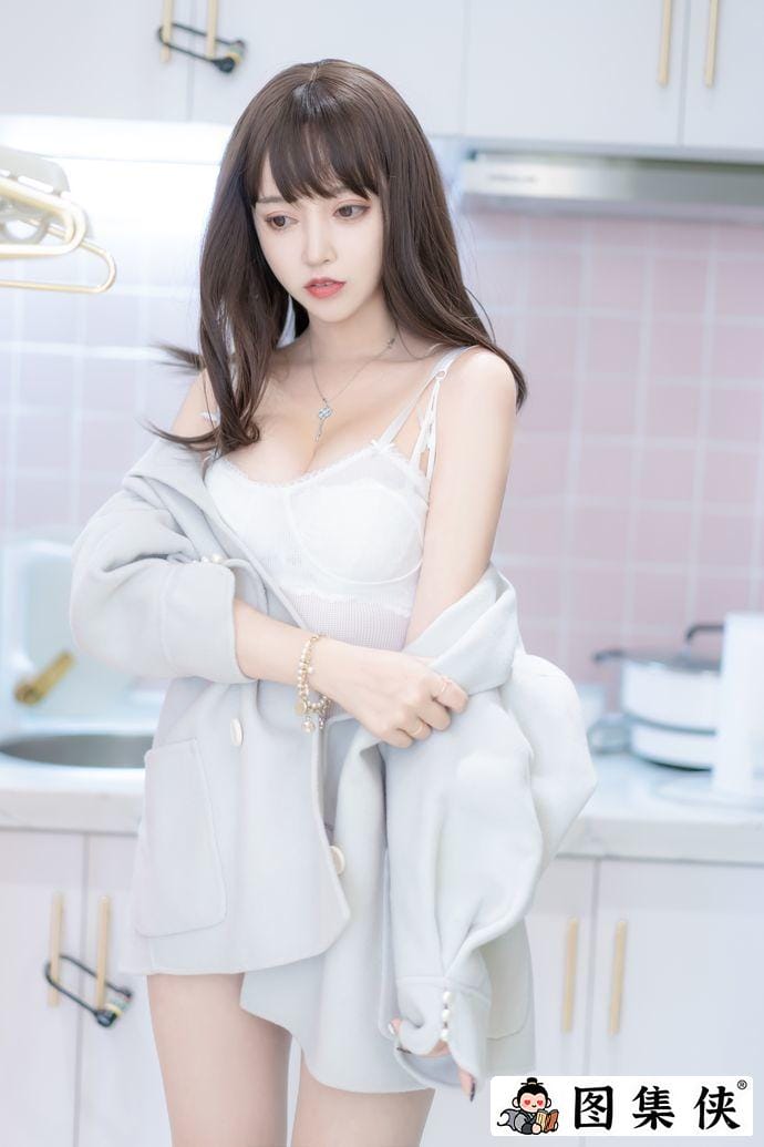 美图福利不停!过期米线线喵西装里的绑带究竟隐藏了怎样的秘密?-5 美图福利不停!过期米线线喵西装里的绑带究竟隐藏了怎样的秘密?