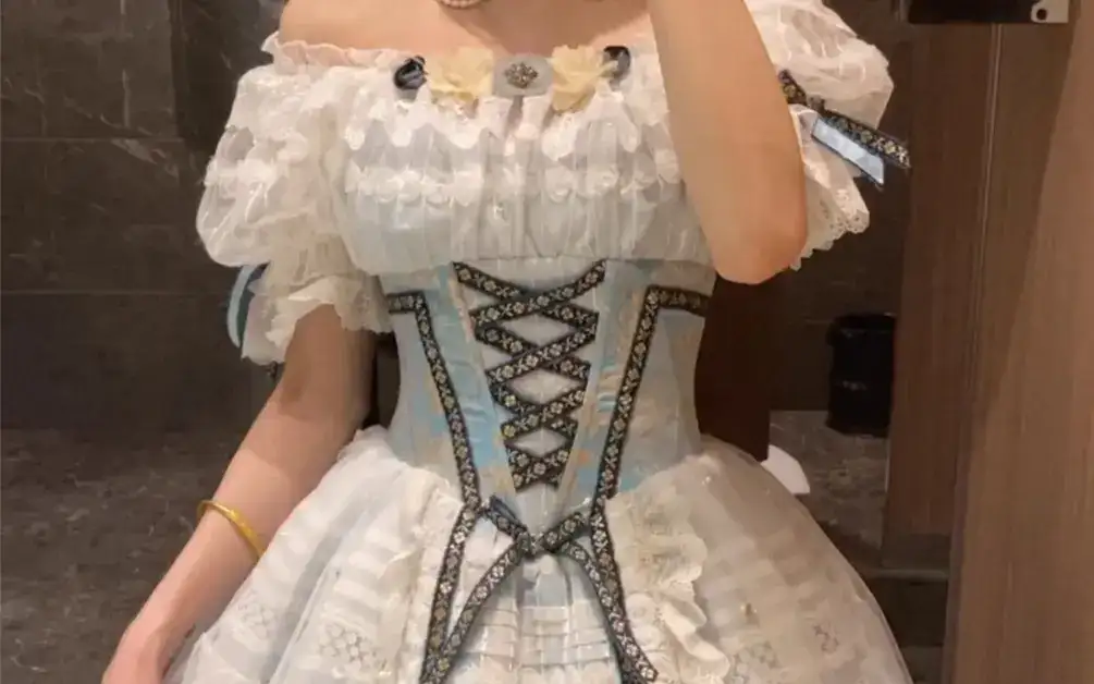 一个喜欢小裙子的人能坏到哪里去是什么梗-1 一个喜欢小裙子的人能坏到哪里去是什么梗