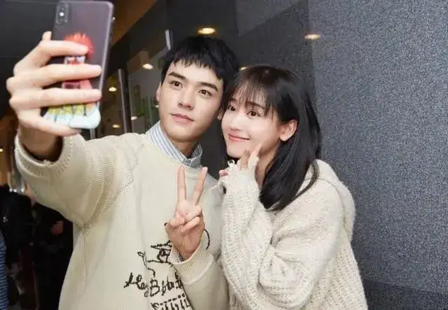 龚俊的女朋友是谁?盘点龚俊三任绯闻女友徐沐婵、郑湫泓、刘人语-6 龚俊的女朋友是谁?盘点龚俊三任绯闻女友徐沐婵、郑湫泓、刘人语