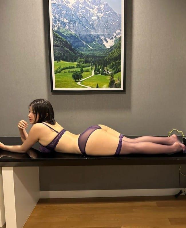 [微密圈]奶宝妹纸 –酒店情趣[68P1V-278M]