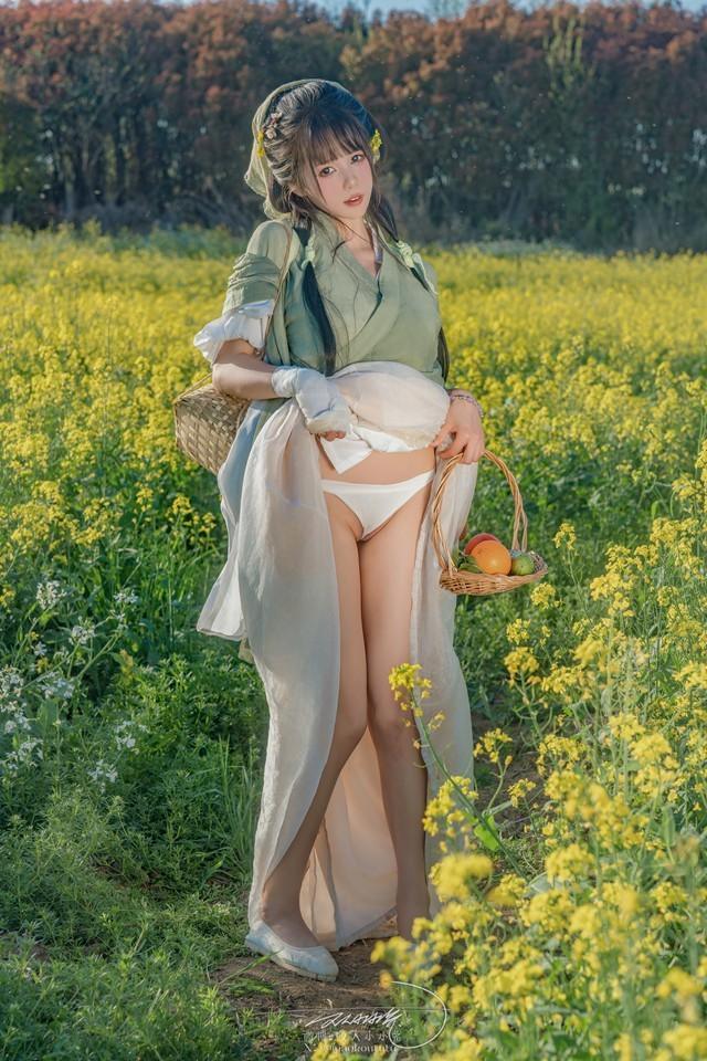 咬一口兔娘(yiko湿润兔) – 五月作品『田耕记』 [74P1V-1.81GB]