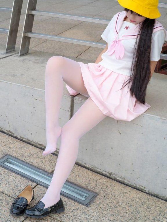 森萝财团 – R15-033 粉红卡哇伊[75P563M]