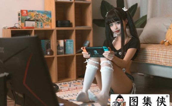 宅男沦陷!蠢沫沫的创可贴cos,从地铁任务到健身环到底有多绝?