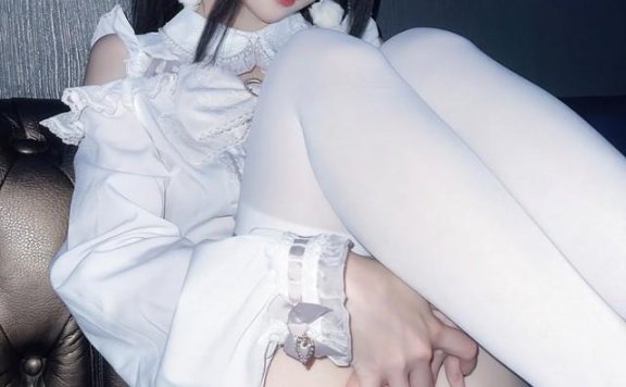 纸悦Etsu_ko – NO.13 与地雷系女子的ktv约会 [44P-438MB]